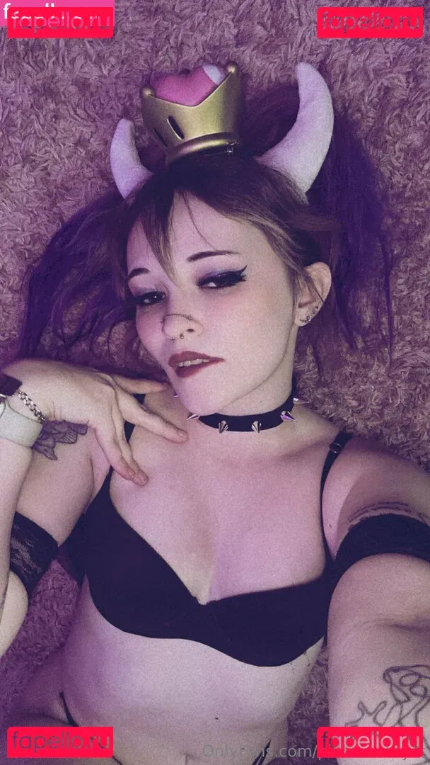 arinsquirrel98 Onlyfans Photo Gallery 