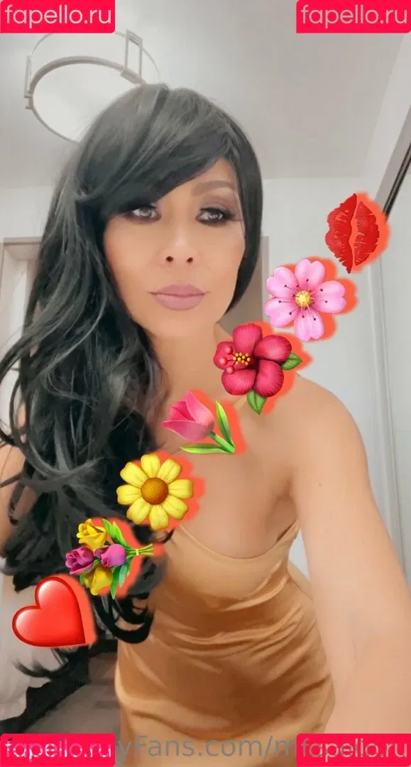 mssaigon Onlyfans Photo Gallery 