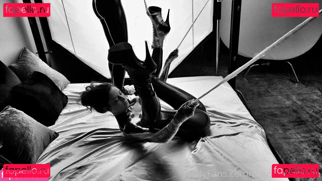 thecamdamage Onlyfans Photo Gallery 