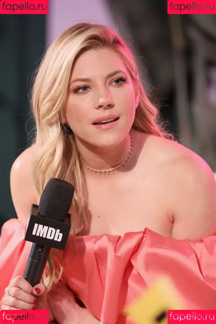 Katheryn Winnick Onlyfans Photo Gallery 