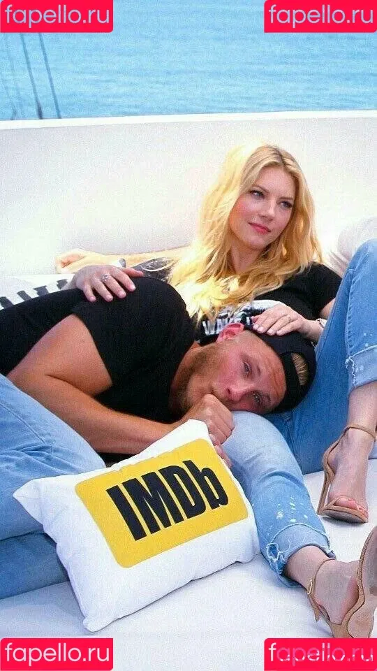 Katheryn Winnick Onlyfans Photo Gallery 