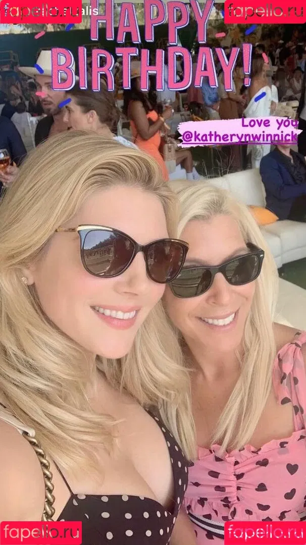Katheryn Winnick Onlyfans Photo Gallery 