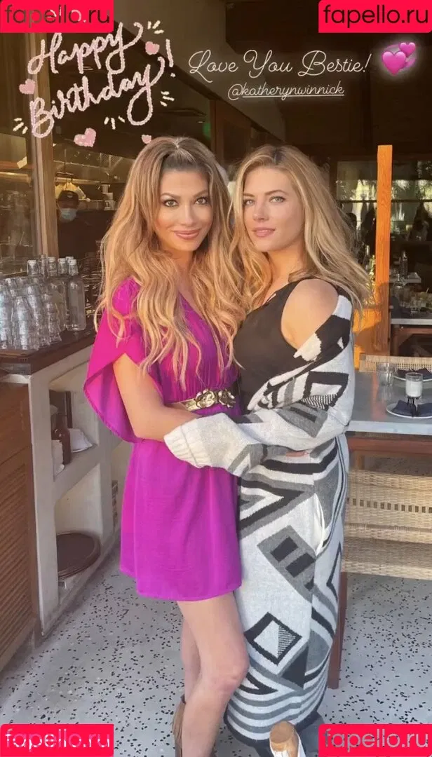 Katheryn Winnick Onlyfans Photo Gallery 