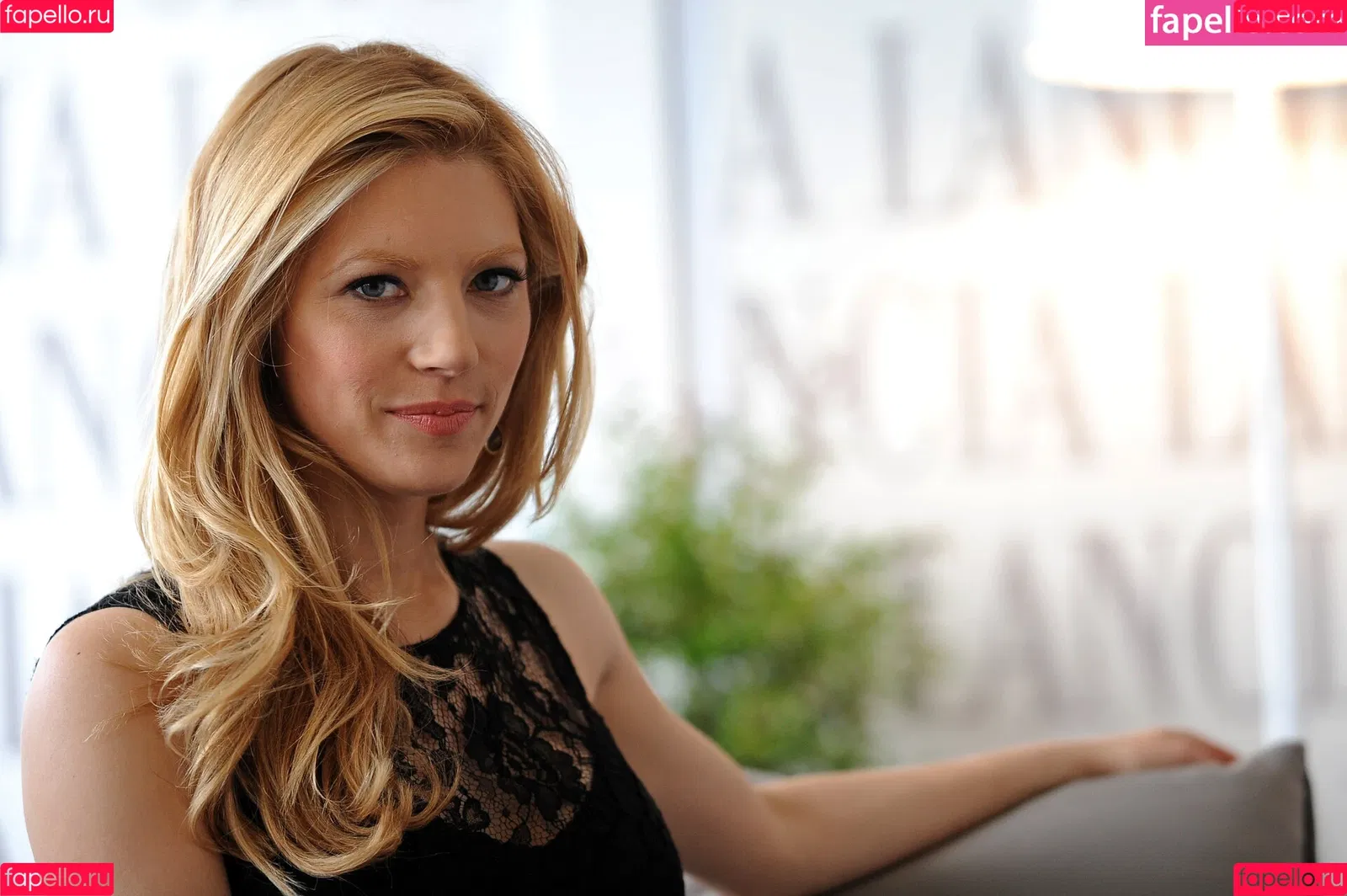 Katheryn Winnick Onlyfans Photo Gallery 