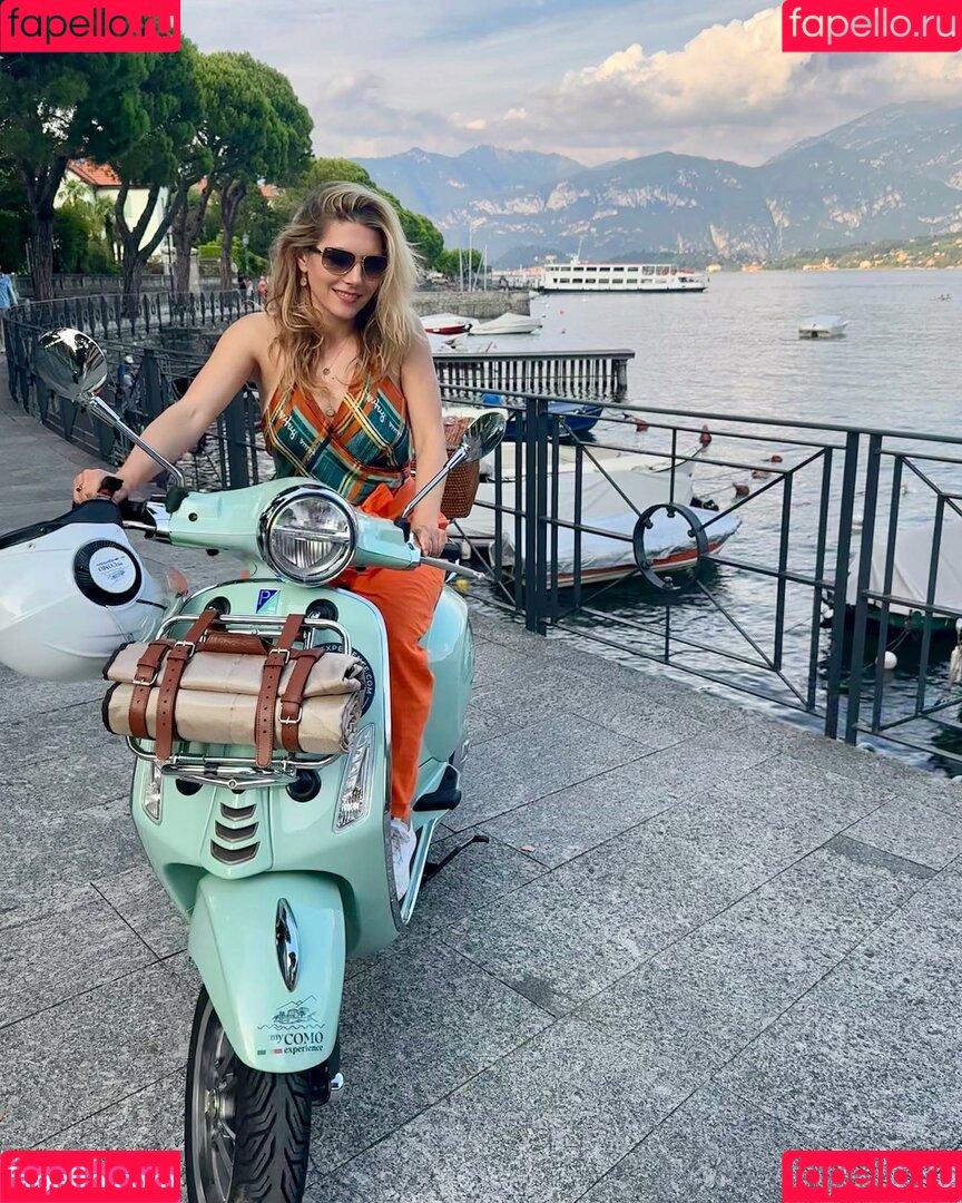 Katheryn Winnick Onlyfans Photo Gallery 