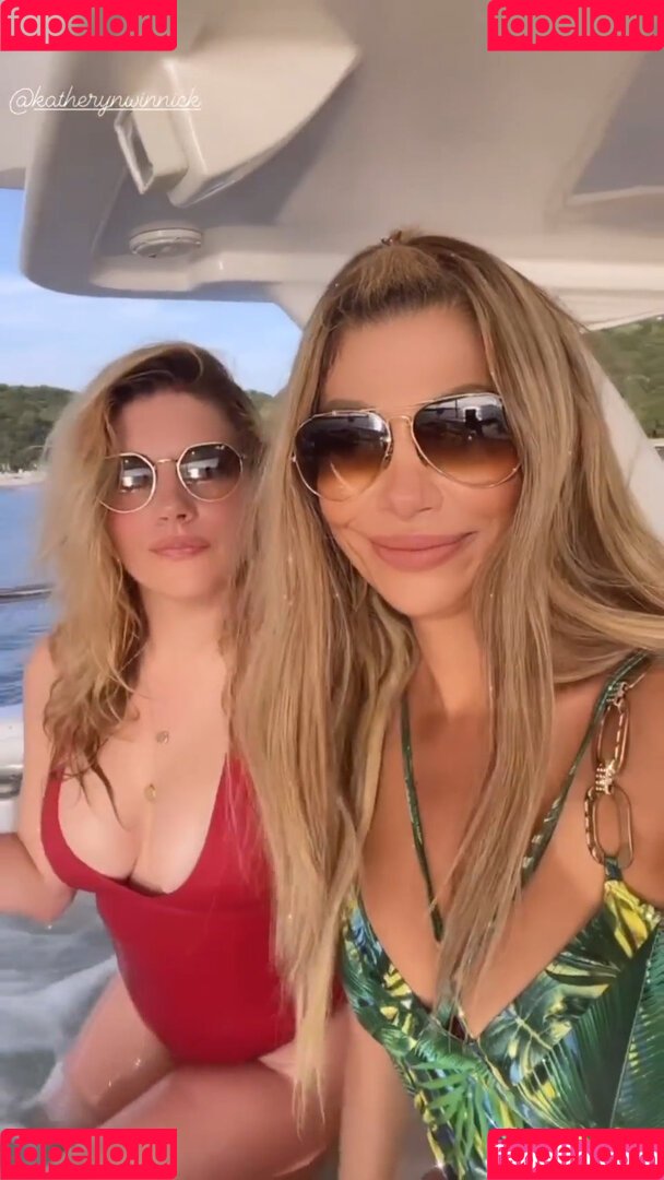 Katheryn Winnick Onlyfans Photo Gallery 