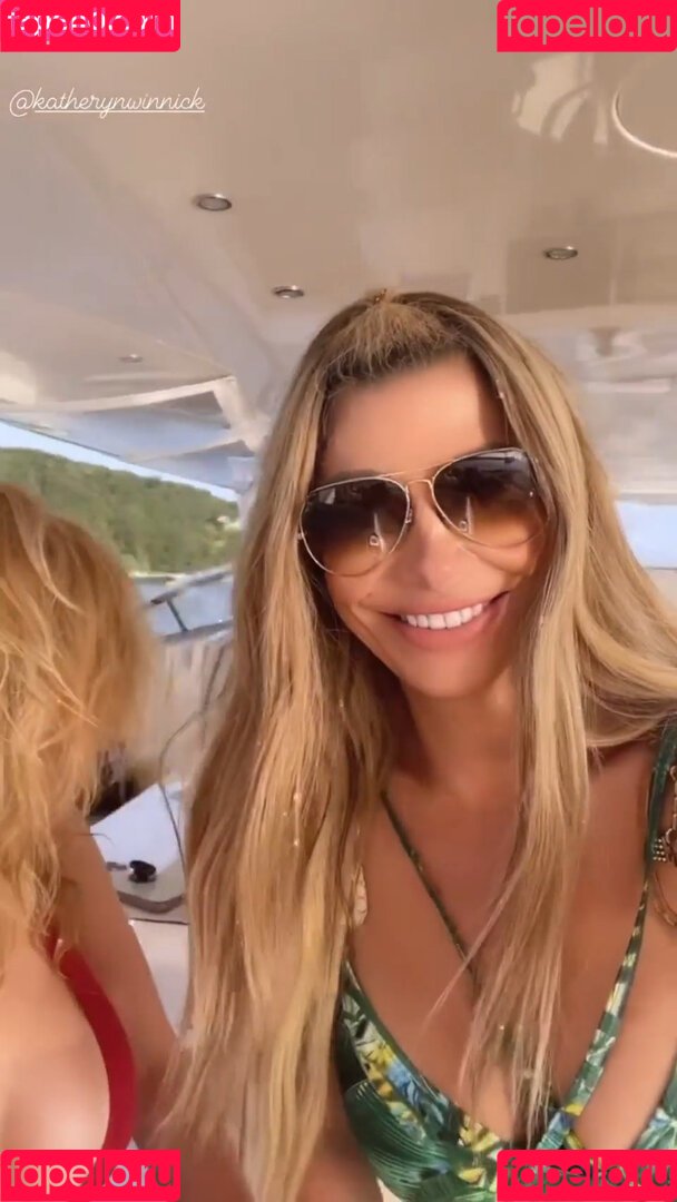 Katheryn Winnick Onlyfans Photo Gallery 