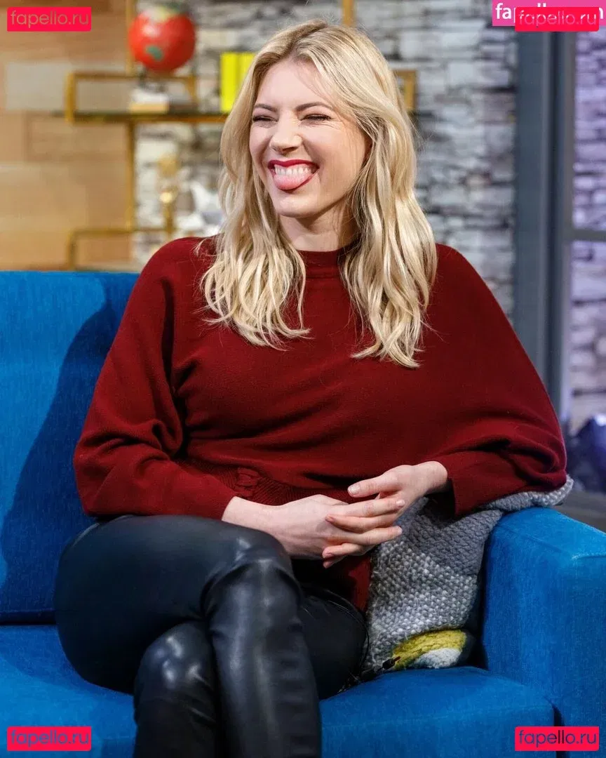 Katheryn Winnick Onlyfans Photo Gallery 