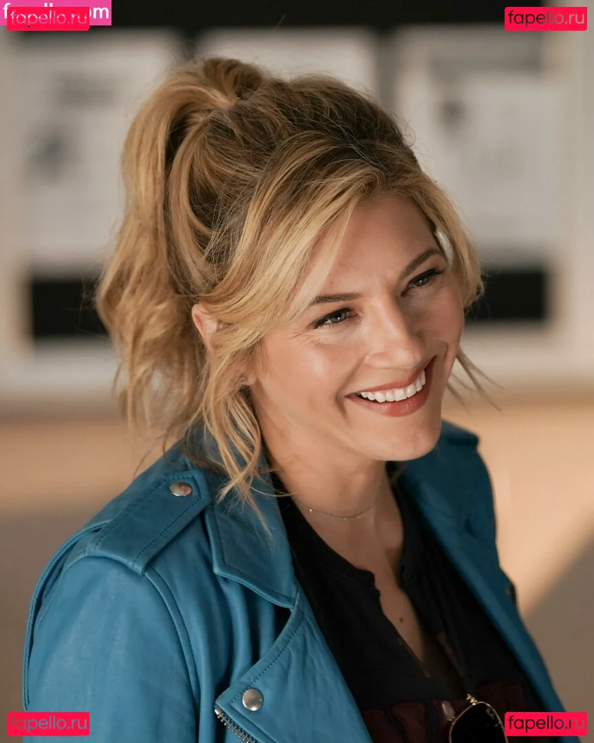 Katheryn Winnick Onlyfans Photo Gallery 