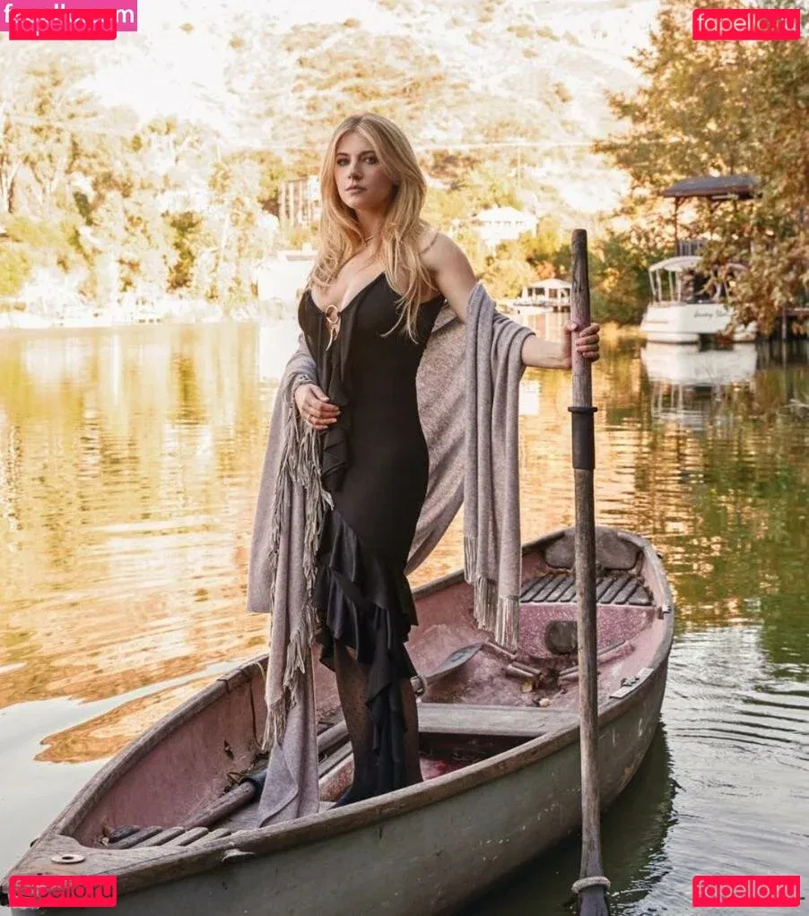 Katheryn Winnick Onlyfans Photo Gallery 