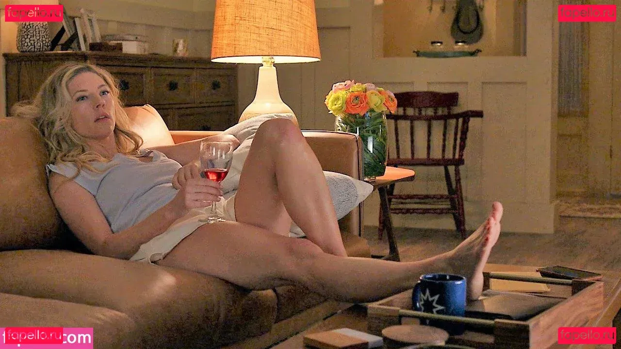 Katheryn Winnick Onlyfans Photo Gallery 