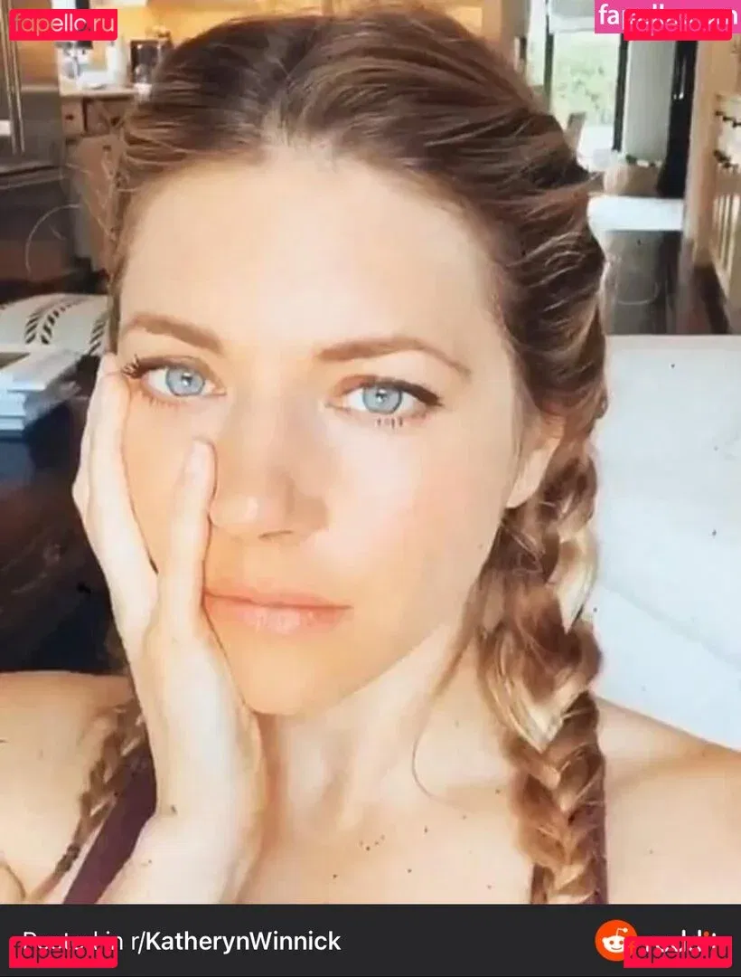 Katheryn Winnick Onlyfans Photo Gallery 