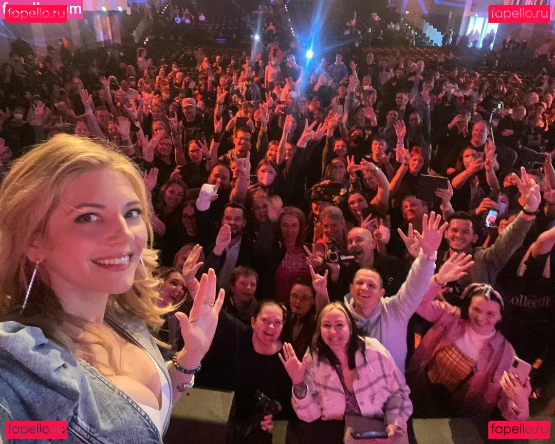 Katheryn Winnick Onlyfans Photo Gallery 