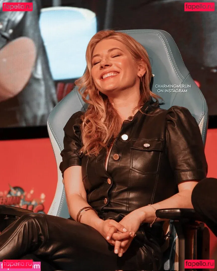 Katheryn Winnick Onlyfans Photo Gallery 