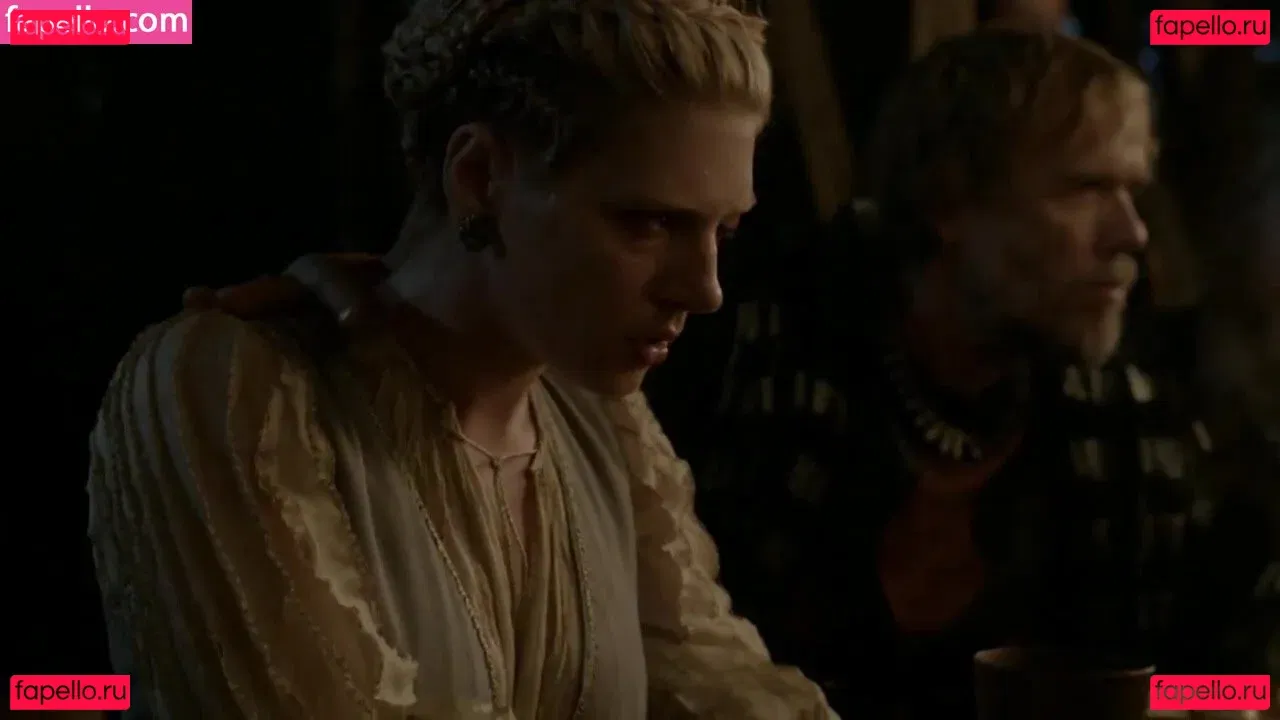 Katheryn Winnick Onlyfans Photo Gallery 