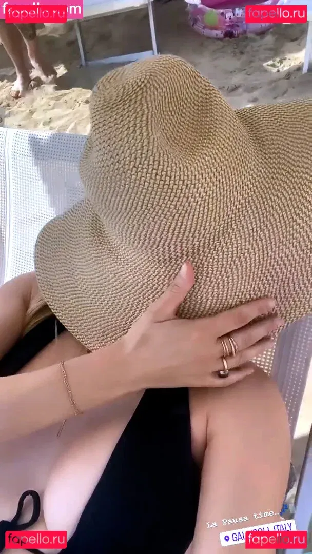 Katheryn Winnick Onlyfans Photo Gallery 