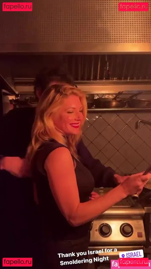 Katheryn Winnick Onlyfans Photo Gallery 