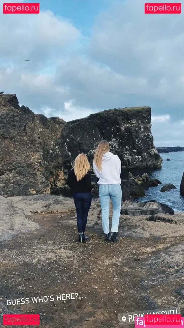 Katheryn Winnick Onlyfans Photo Gallery 