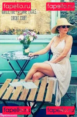 Katheryn Winnick Onlyfans Photo Gallery 