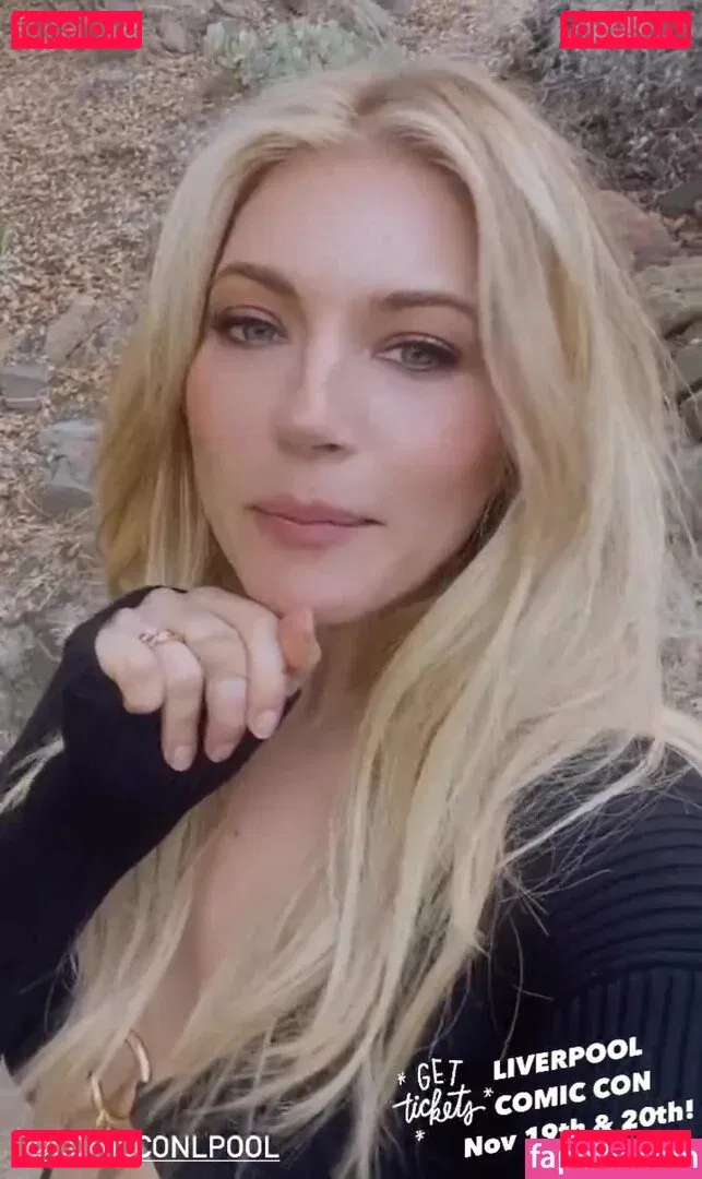 Katheryn Winnick Onlyfans Photo Gallery 