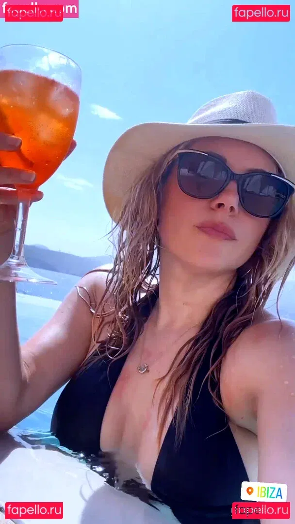 Katheryn Winnick Onlyfans Photo Gallery 