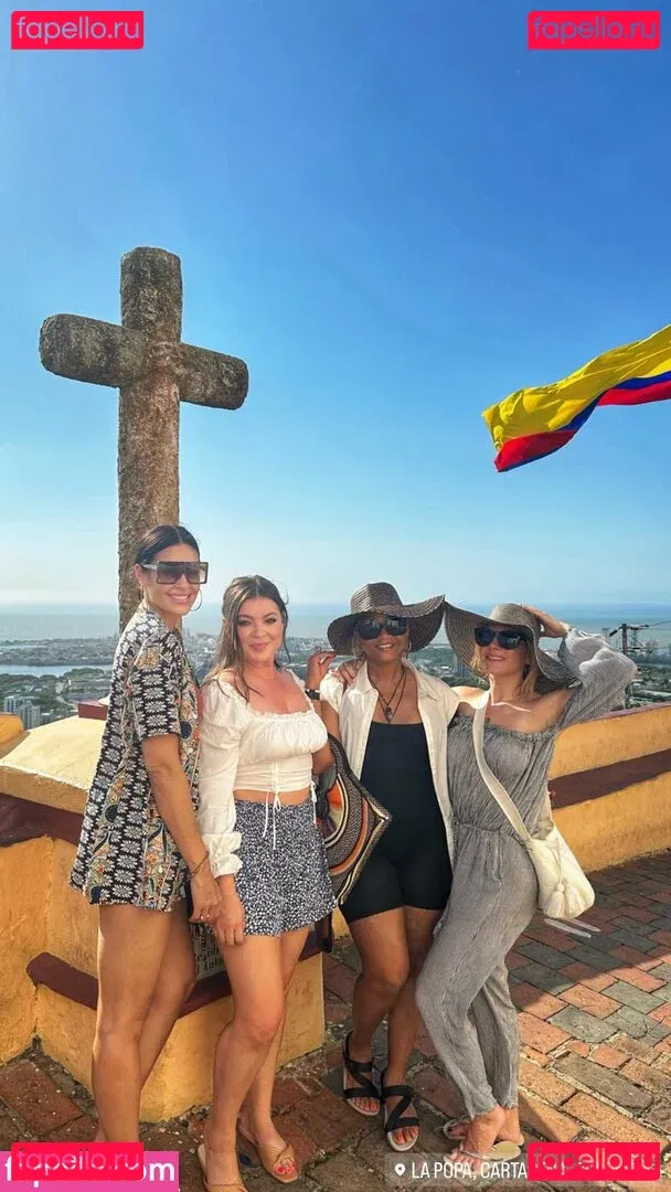 Katheryn Winnick Onlyfans Photo Gallery 