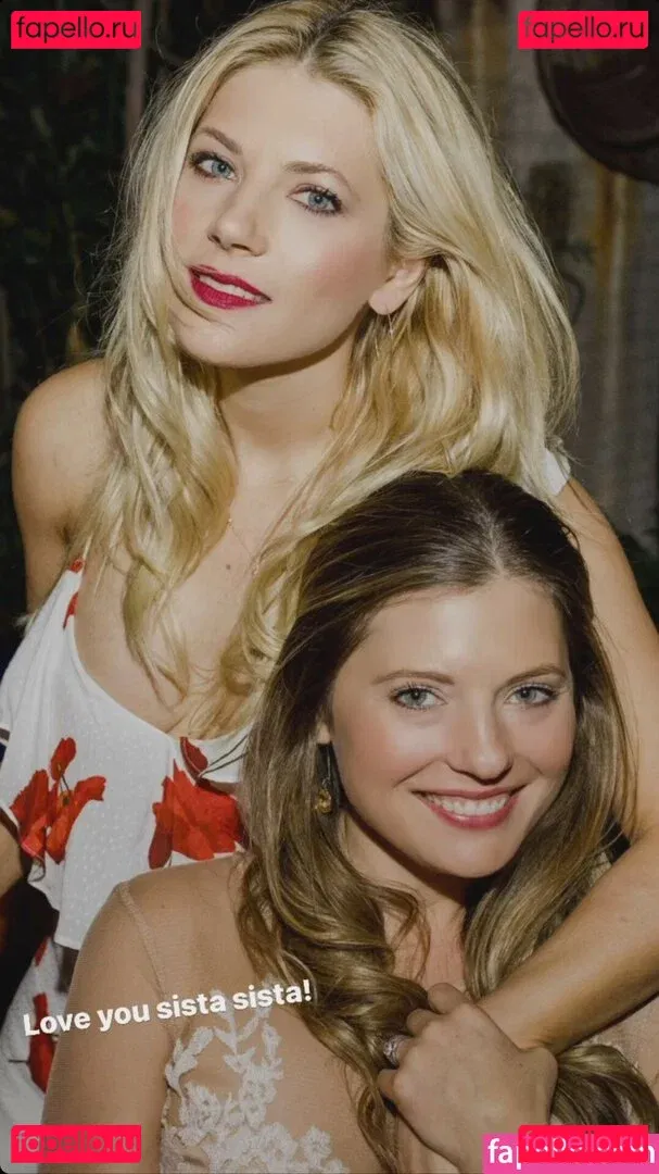 Katheryn Winnick Onlyfans Photo Gallery 