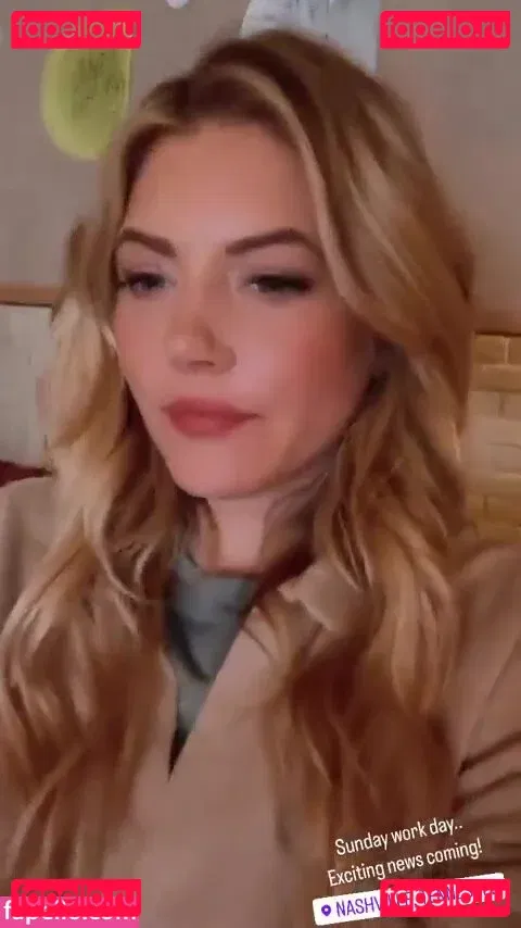 Katheryn Winnick Onlyfans Photo Gallery 