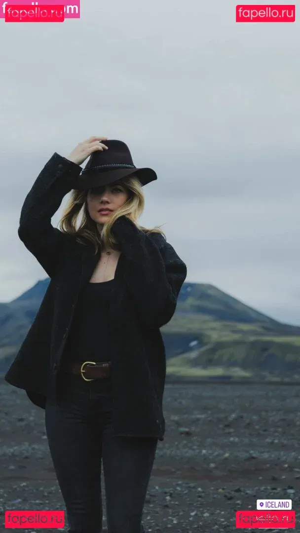 Katheryn Winnick Onlyfans Photo Gallery 