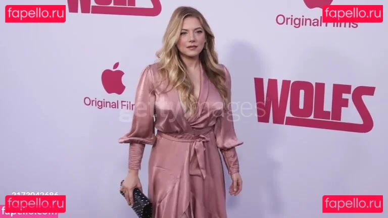 Katheryn Winnick Onlyfans Photo Gallery 