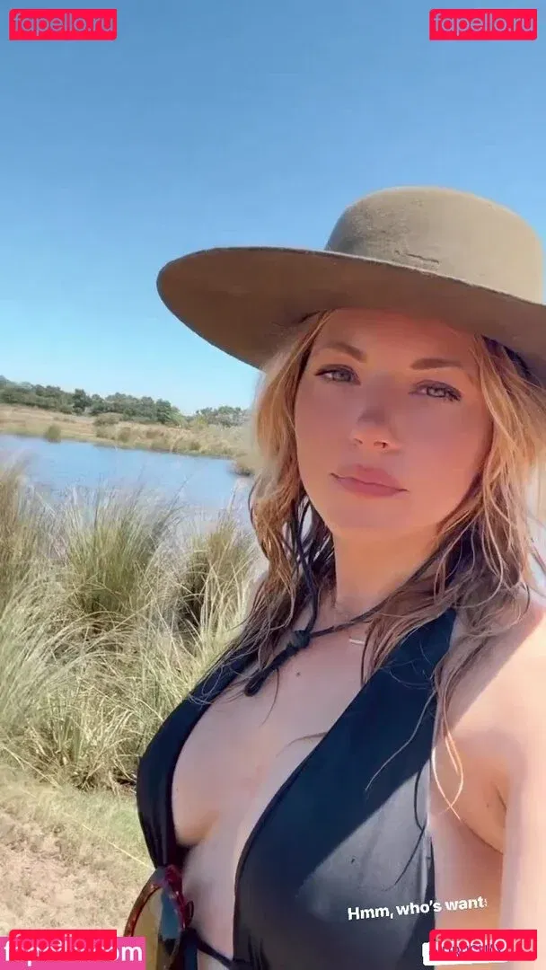 Katheryn Winnick Onlyfans Photo Gallery 