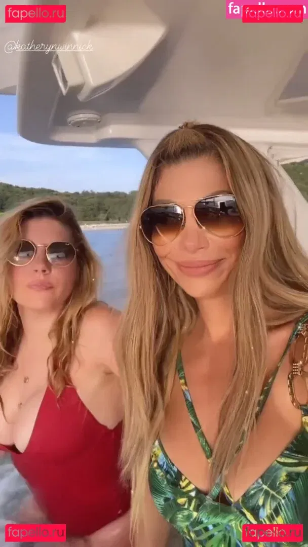 Katheryn Winnick Onlyfans Photo Gallery 