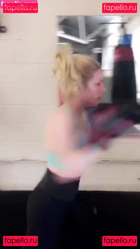 Katheryn Winnick Onlyfans Photo Gallery 