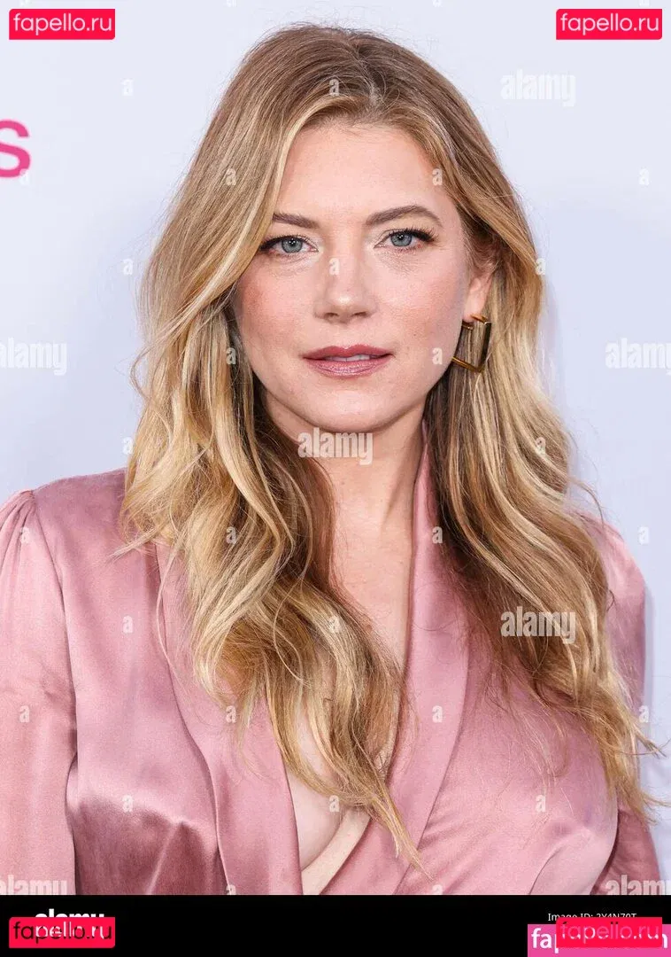 Katheryn Winnick Onlyfans Photo Gallery 