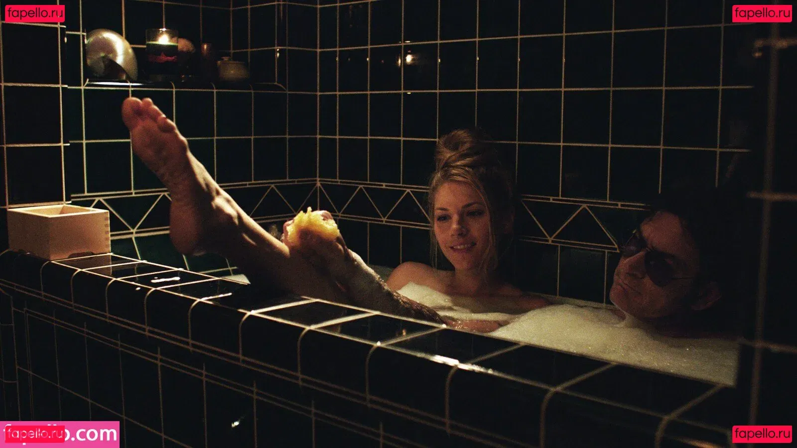 Katheryn Winnick Onlyfans Photo Gallery 