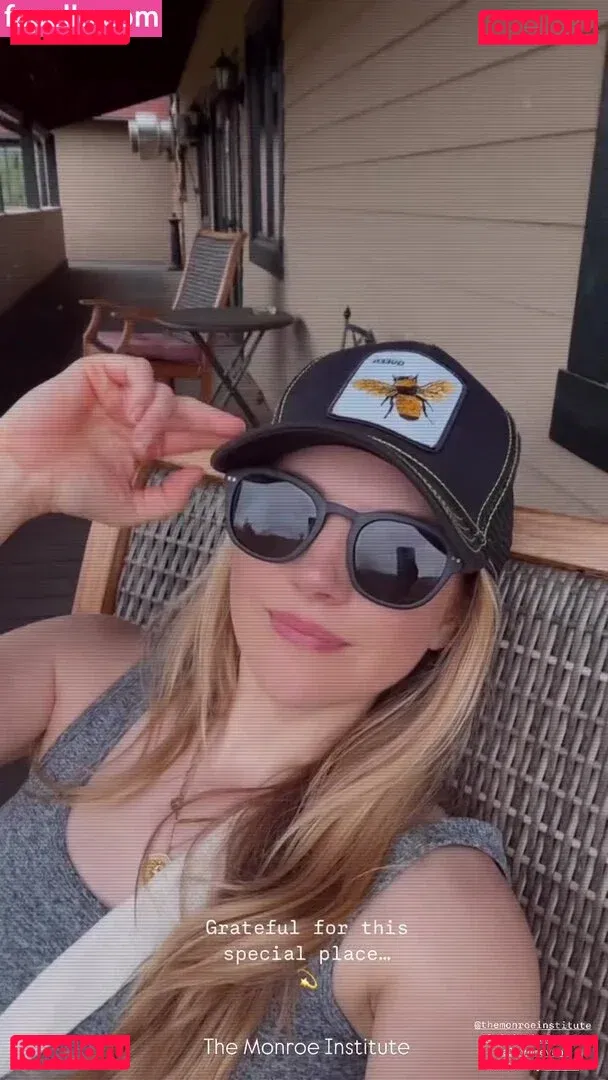 Katheryn Winnick Onlyfans Photo Gallery 