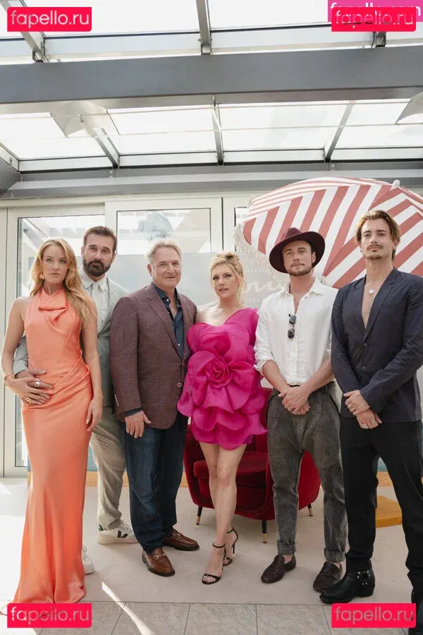 Katheryn Winnick Onlyfans Photo Gallery 