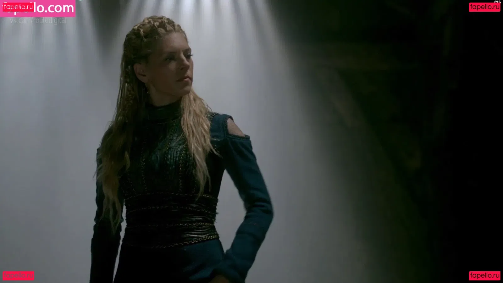 Katheryn Winnick Onlyfans Photo Gallery 