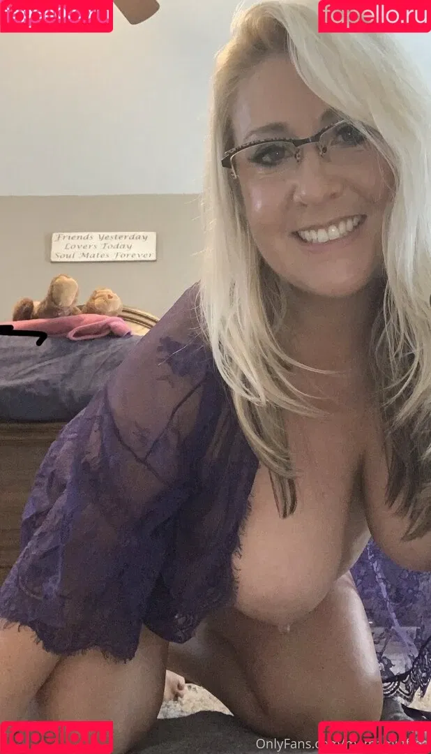maturebeauty Onlyfans Photo Gallery 