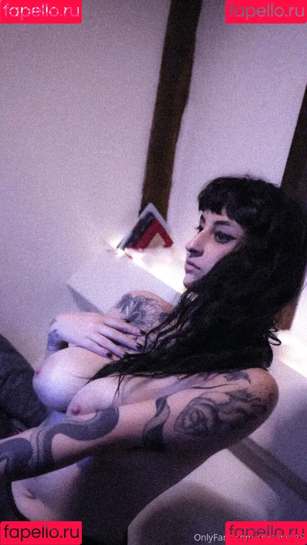 crybabyy19 Onlyfans Photo Gallery 