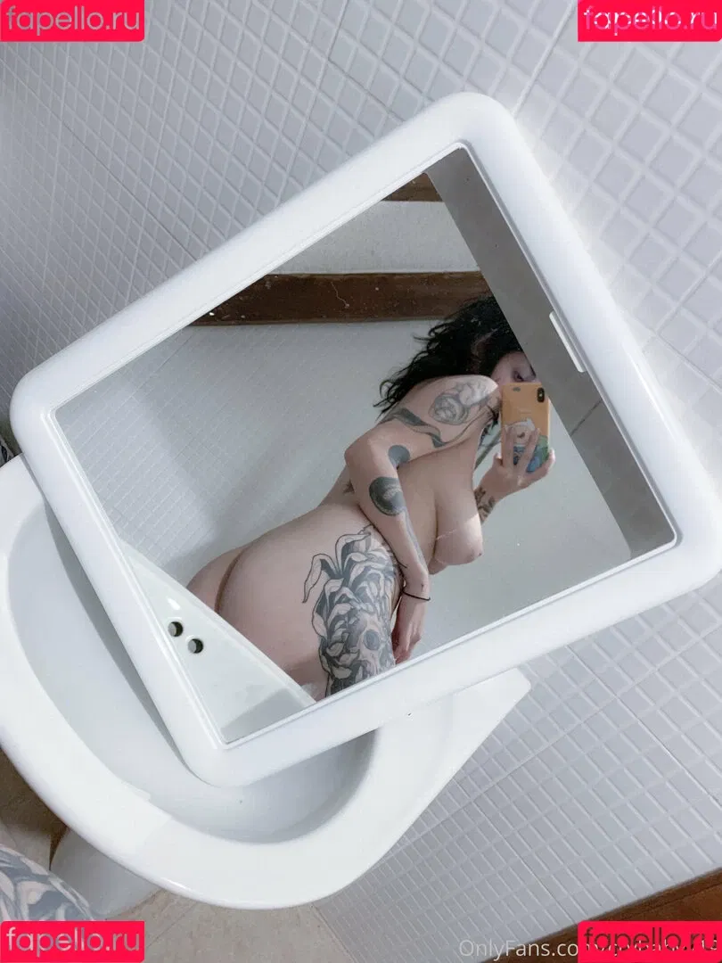 crybabyy19 Onlyfans Photo Gallery 
