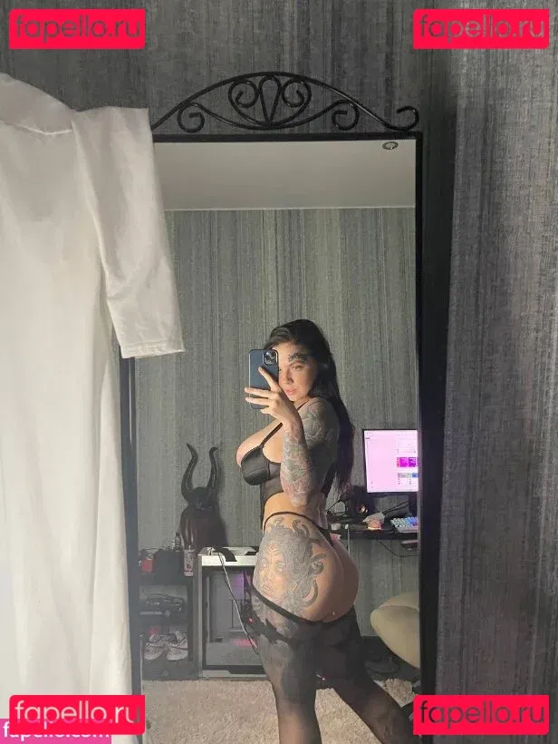 crybabyy19 Onlyfans Photo Gallery 