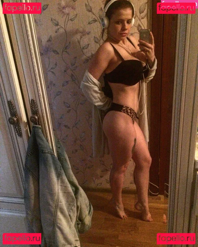 crybabyy19 Onlyfans Photo Gallery 