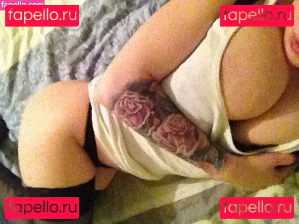 crybabyy19 Onlyfans Photo Gallery 