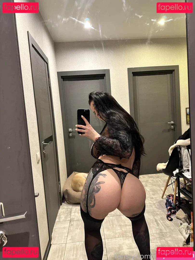 crybabyy19 Onlyfans Photo Gallery 