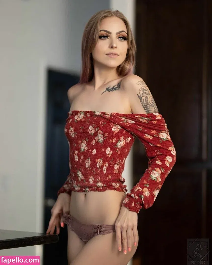 Officialbubblybrooke Onlyfans Photo Gallery 