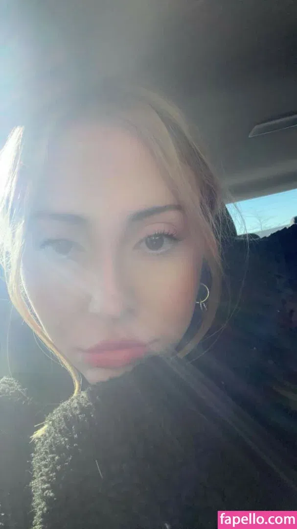 starsanrio Onlyfans Photo Gallery 