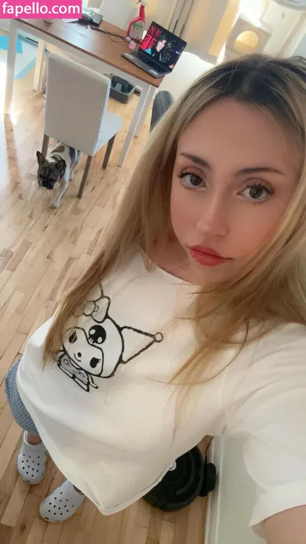 starsanrio Onlyfans Photo Gallery 