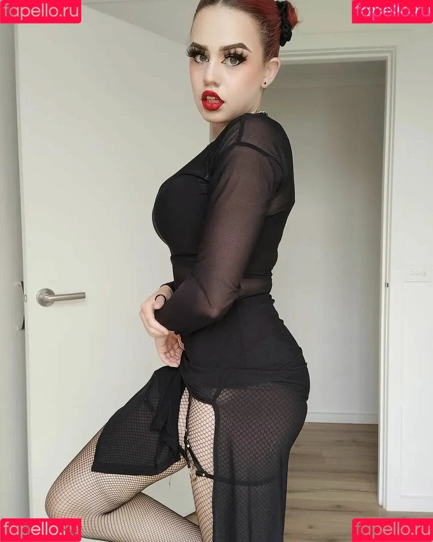 Tommi Terror Onlyfans Photo Gallery 