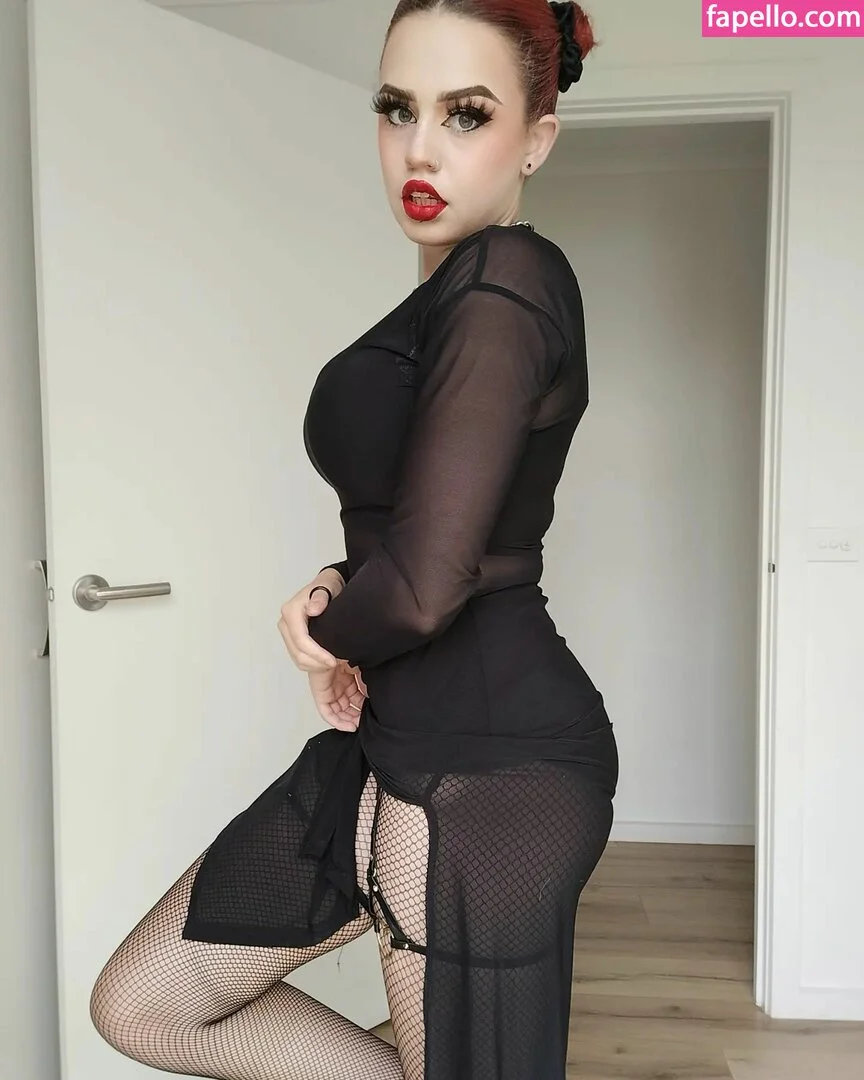 Tommi Terror Onlyfans Photo Gallery 